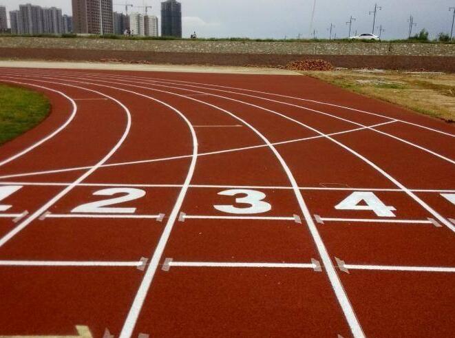 學校、小區(qū)運動場為什么要選擇安康塑膠跑道施工？