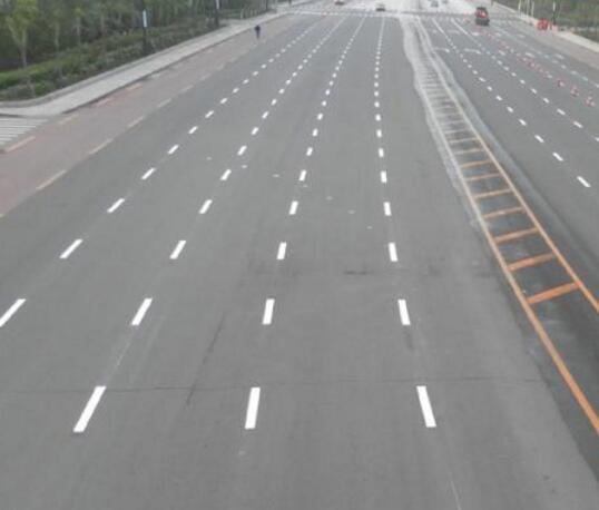 【重點(diǎn)知識(shí)】安康道路標(biāo)線涂料廠家生產(chǎn)的有啥特點(diǎn)？