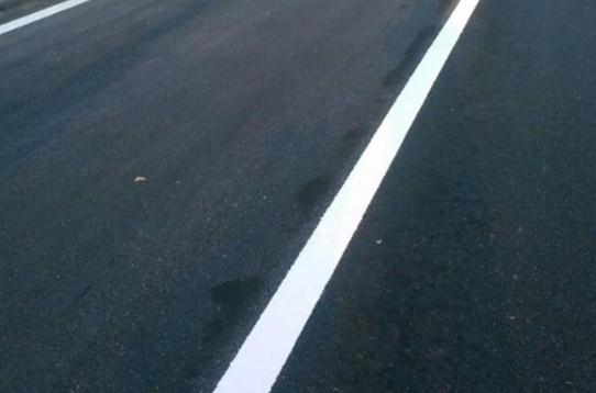 十堰恐龍化工分享：道路標(biāo)線的5個(gè)具體施工方法！