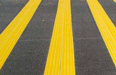 這8種不同顏色、形態(tài)的道路交通標(biāo)線，有什么作用呢？